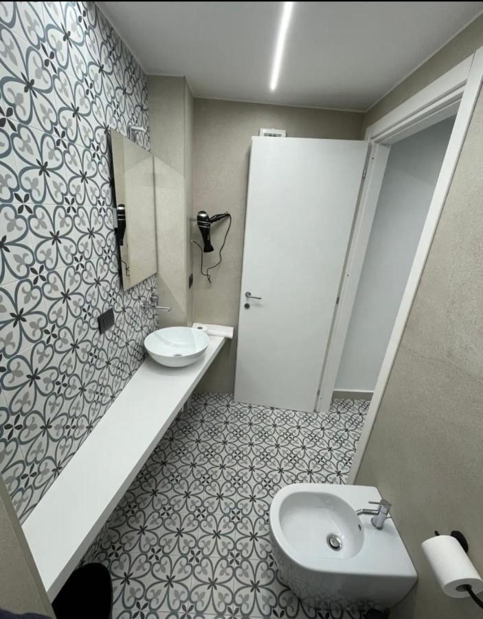نابولي B&B Vittoria المظهر الخارجي الصورة