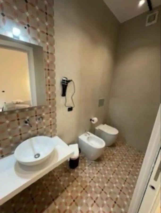 نابولي B&B Vittoria المظهر الخارجي الصورة